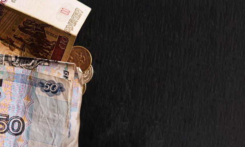 «Миллионерша, а рассказывает про маленькую пенсию»: Аллу Пугачеву публично пристыдили