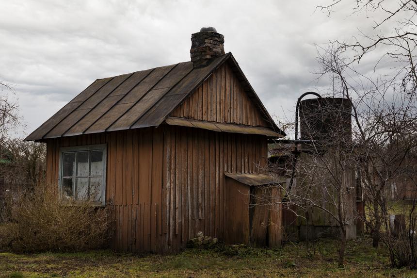 «Делала столько добра»: мать челябинского маньяка решила больше не возвращаться в родной дом