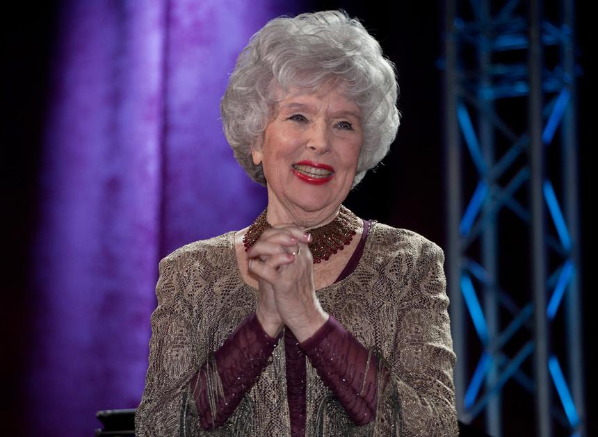 Каталась в саду на качелях: стало известно о последних днях жизни актрисы Веры Васильевой