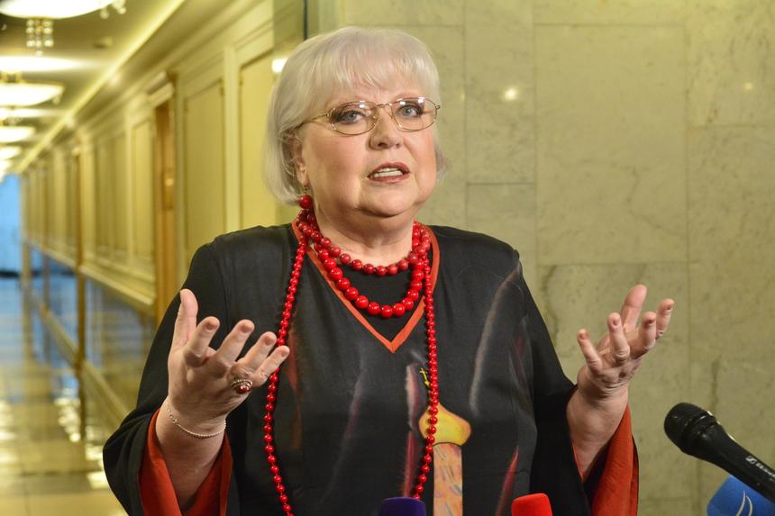 «Переволновалась и укусила»: Светлана Крючкова раскрыла правду, как ее взяли на роль в «Большой перемене»