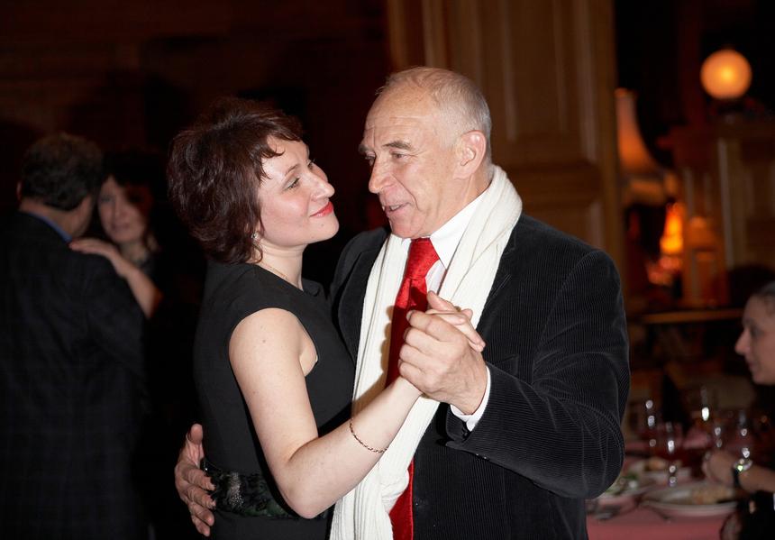 Актер Александр Пашутин сообщил, что его пенсия составляет 95 тысяч рублей