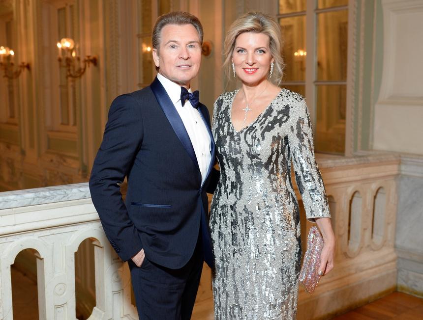 61-летняя Эмма Малинина станцевала в день рождения внучки