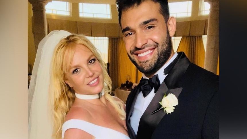 Избивала и изменяла с подчиненным: муж Бритни Спирс пожаловался на рукоприкладство