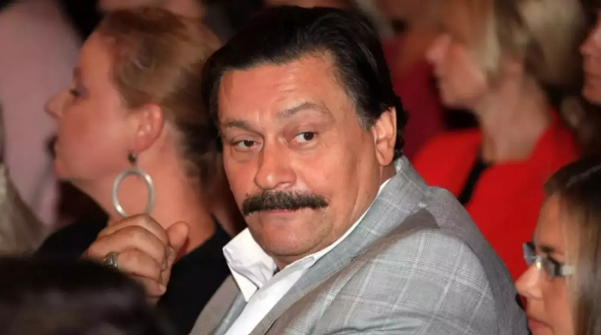 «Внутри сидит что-то гнилое»: актер Васильев раскритиковал уехавшего из России Назарова*