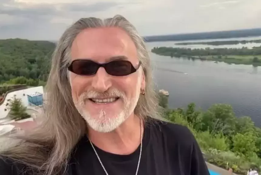 «Играл роль юродивого»: Никита Джигурда объяснил свой уход с ТВ