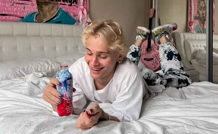 Просил помощи у фанатов: блогер Даня Милохин попал в тюрьму в Дубае