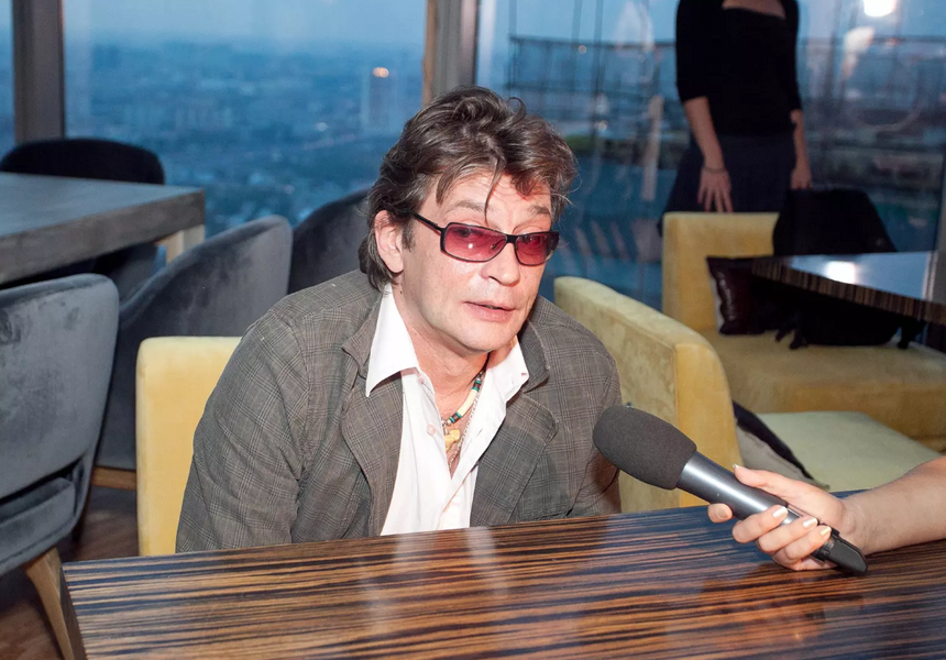 «Бесстыдство»: актер Александр Домогаров опроверг слухи о скорой свадьбе