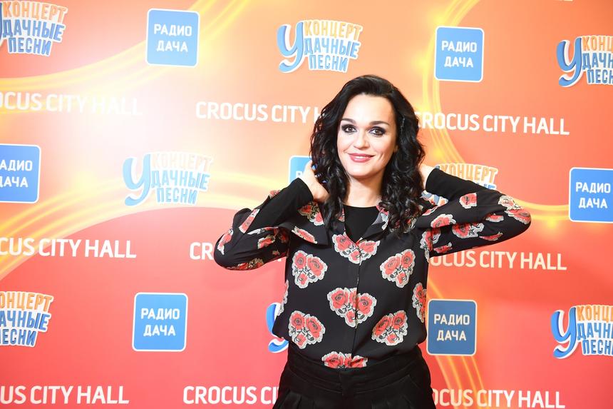 «Руки трясутся!»: певица Слава нашла себе на отдыхе «мужа-собутыльника»