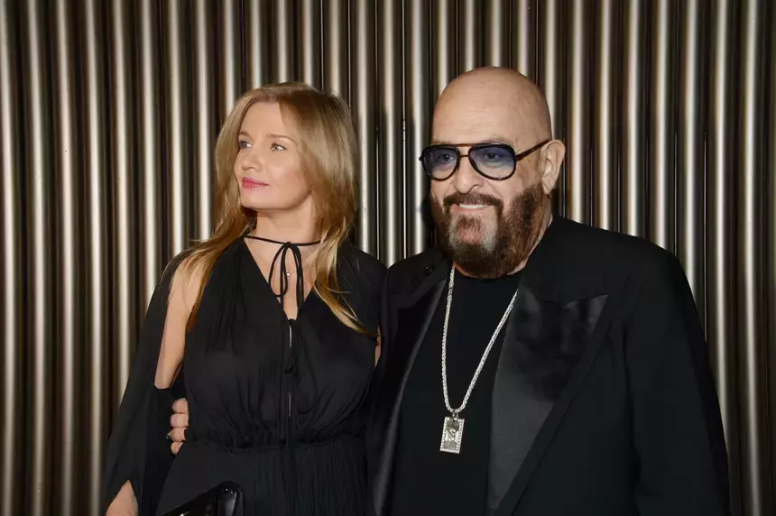 Пришлось вызывать бригаду: исхудавший Шуфутинский две недели не мог плавать в бассейне