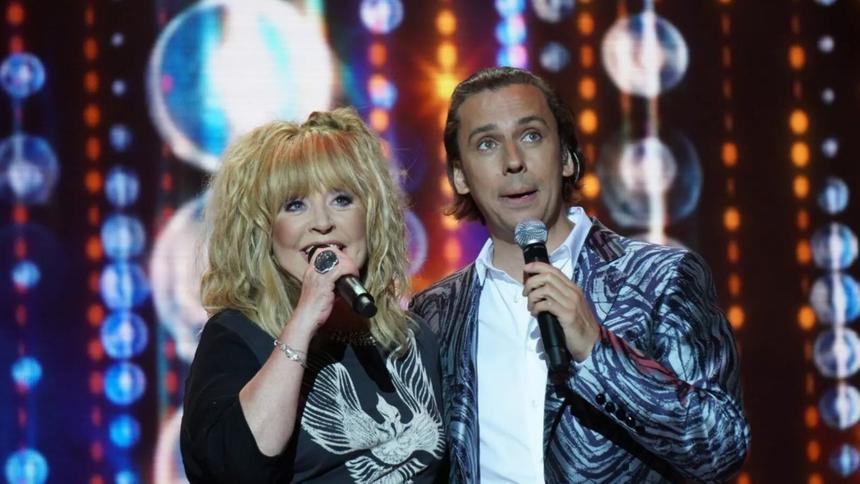 «Надежно, под присмотром»: Пугачева отправляет Галкина* к Вайкуле из-за ревности