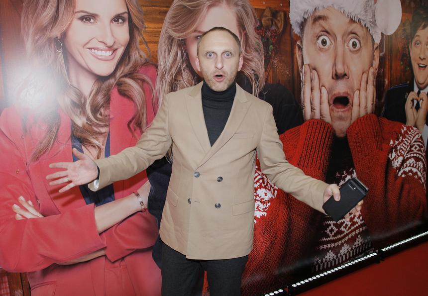 Ждут пятого ребенка: звезда Comedy Club вывел в свет беременную жену