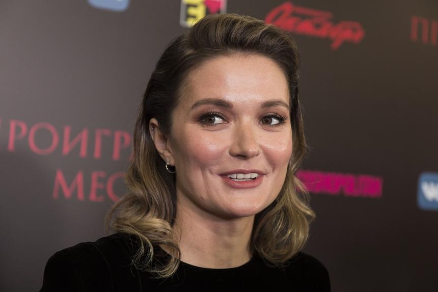 Поклонники узнают с трудом: Надежда Михалкова экстремально похудела за последние полгода