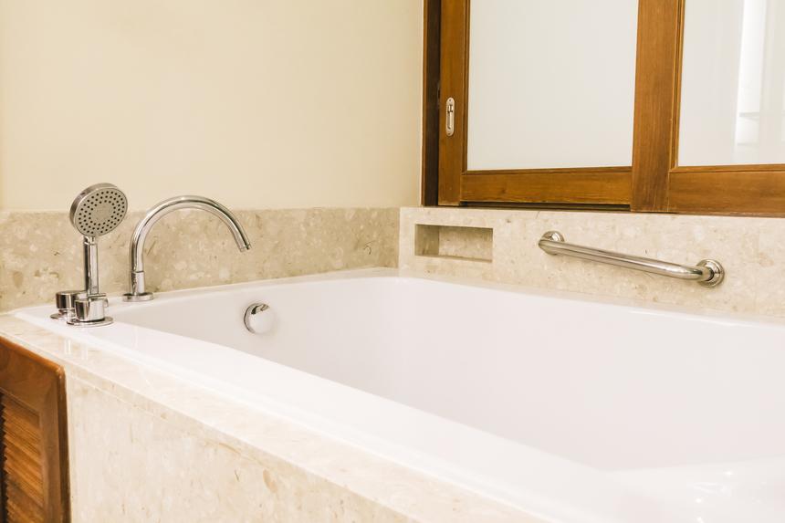 Москвичка пыталась утопить семилетнюю дочь в ванне из-за голосов в голове