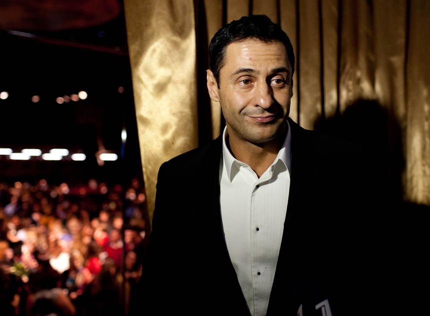 «Не увидим никаких шрамов»: как Стас Костюшкин вернул себе волосы с помощью операции