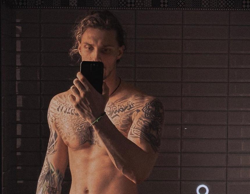 Нашел новую девушку: сын Рыбина и Сенчуковой живет вместе с возлюбленной