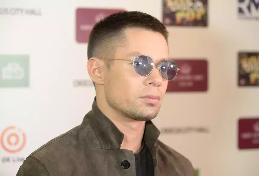 «Эта пустота не заполнится кем-то»: Стас Пьеха рассказал об одиноком детстве