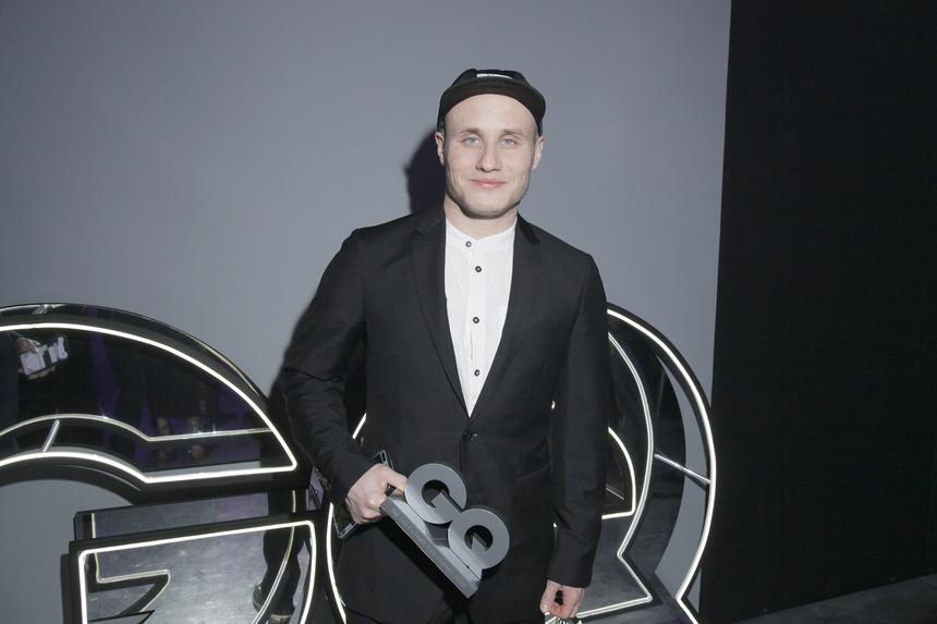 Оставивший тяжелобольную мать в России актер Кукушкин станет отцом во второй раз