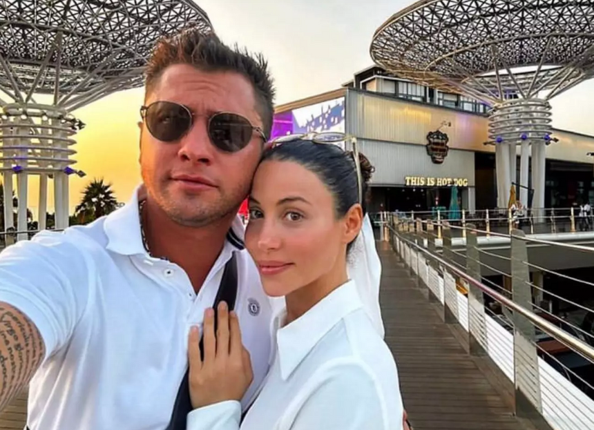 Зепюр Брутян спешно покинула Россию после перепалки с Муцениеце