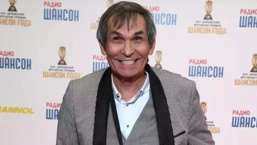 76-летний Бари Алибасов полгода судится из-за глюков в игре World of Tanks