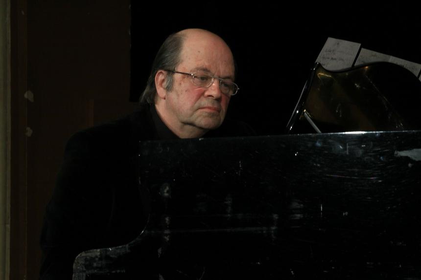 Чуть не остановилось сердце: пианист Игорь Бриль экстренно госпитализирован