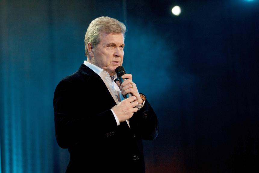 «Удивительно»: Лещенко рассказал о поступке Пахмутовой на следующий день после похорон Добронравова