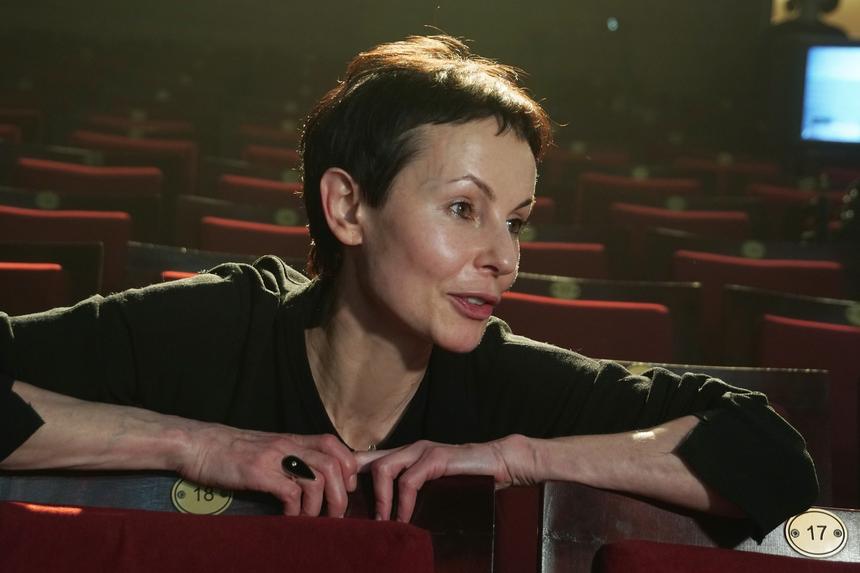 Не поможет макияж и косметолог: пластический хирург рассказал, что не так с лицом Ирины Апексимовой