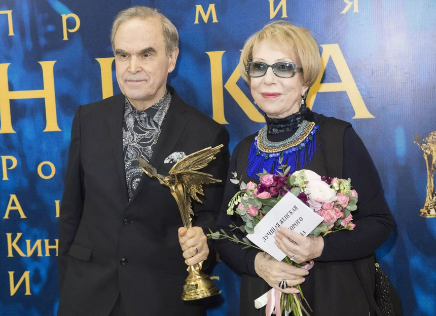 «Молодежь должна учиться»: подруга Чуриковой рассказала о крепком союзе актрисы и Глеба Панфилова