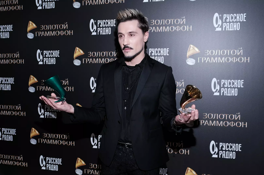 «Было сложно»: Дима Билан едва справился с эмоциями после пьяного выступления на концерте