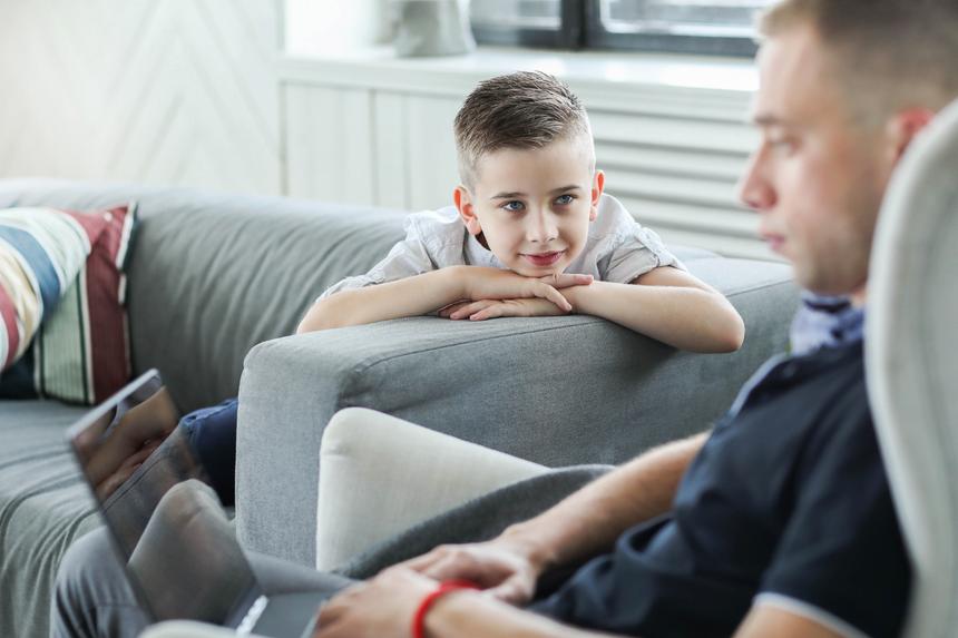 Житель Зеленогорска убил сына тринадцатью ударами палкой и получил условный срок