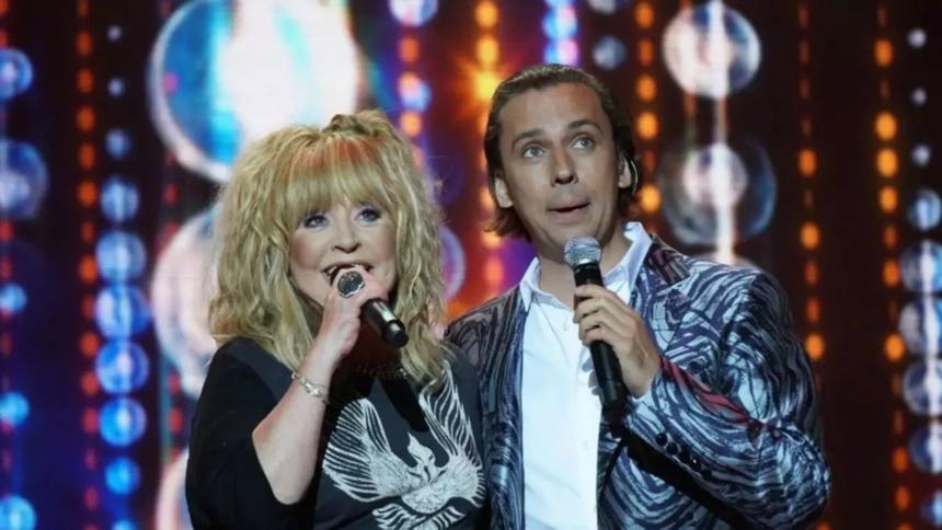 Отказавшийся покидать Израиль Галкин* начал ремонт в замке: что происходит в особняке в Грязи