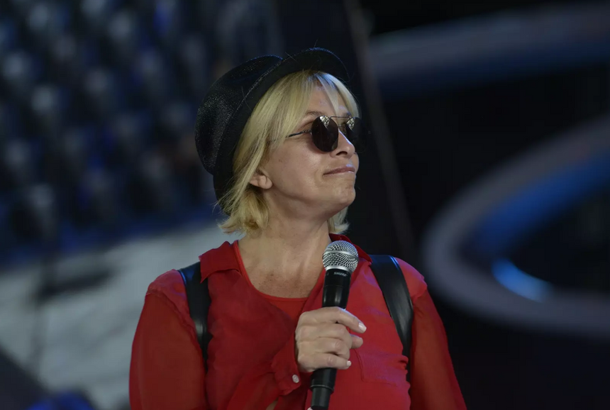 «Ужасно безвкусно»: Лайма Вайкуле о Пугачевой, назвавшей себя Примадонной