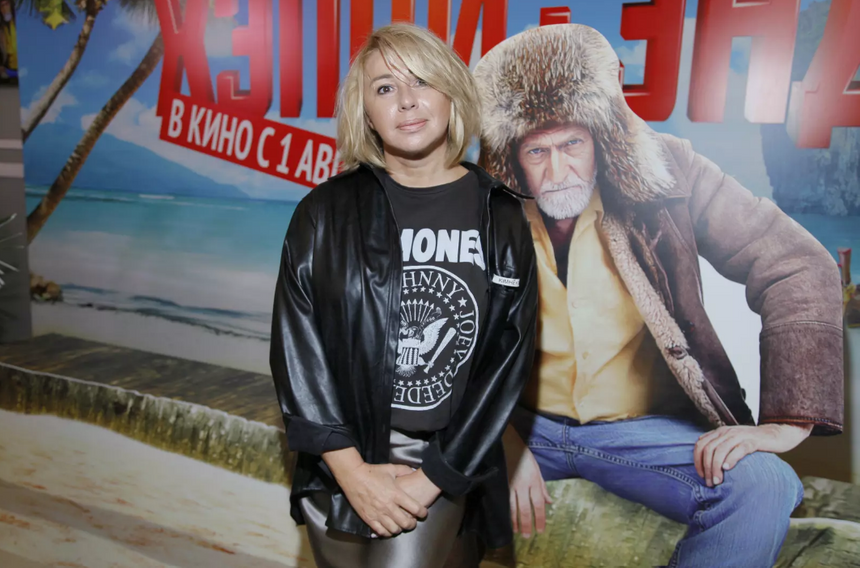 «Тебя поливают "великие" типа Соседова»: Алена Апина пожаловалась на шоу «Суперстар»