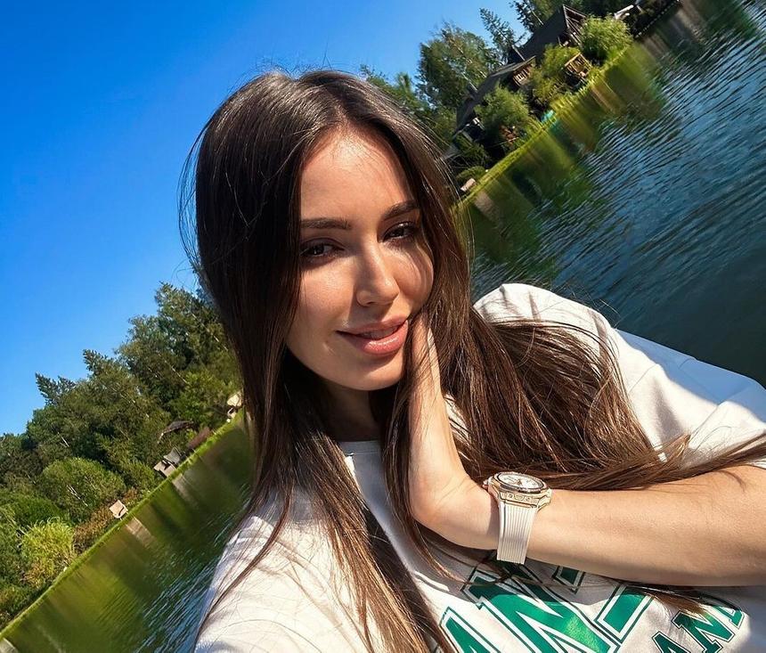 Instagram* (владелец соцсети компания Meta признана в России экстремистской и запрещена)