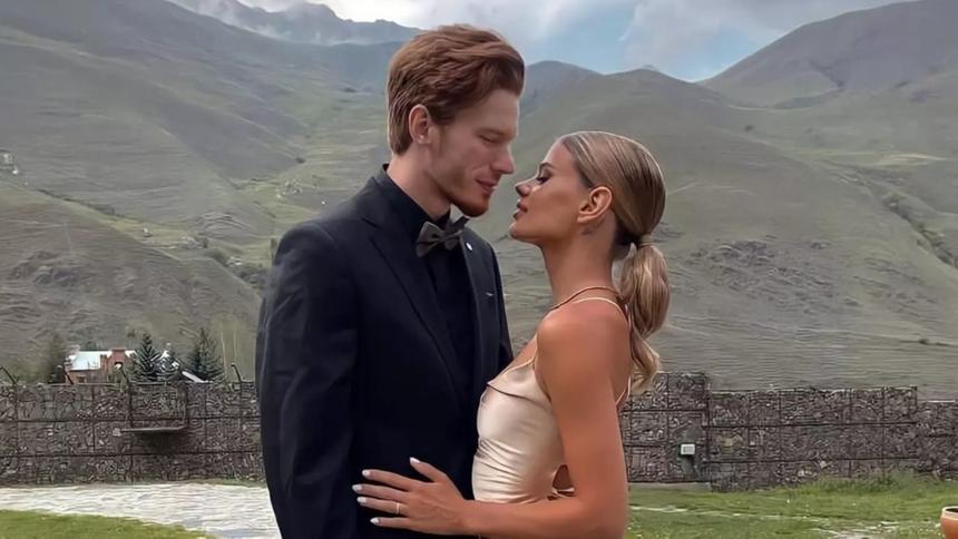 Невестка Кристины Орбакайте устроила пьяные танцы на столе на вечеринке в США