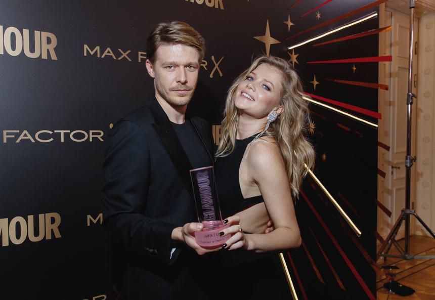 «Непокорно обнажена»: избранница Никиты Ефремова снялась в откровенной фотосессии