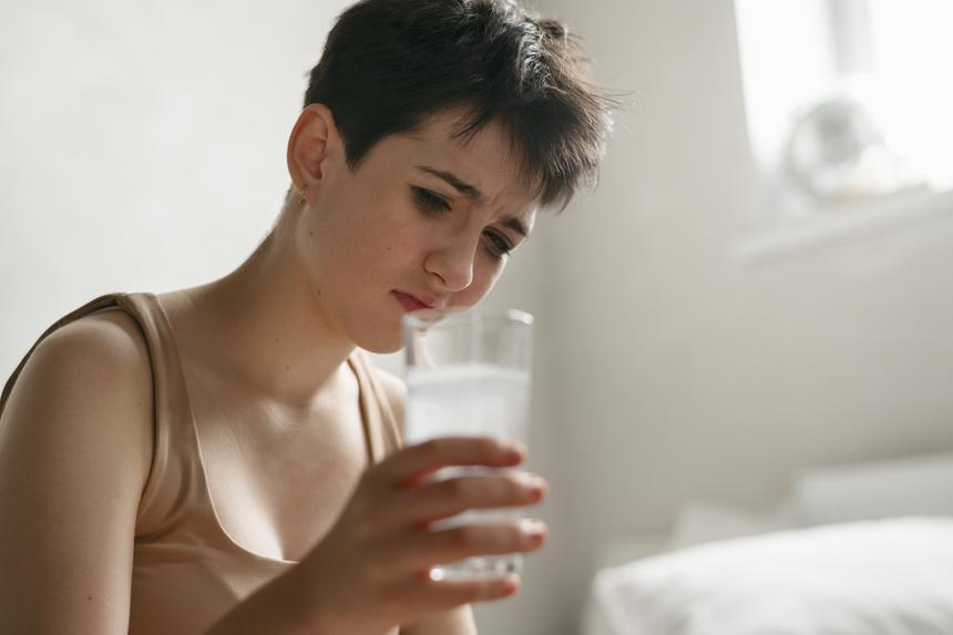 Как быстро справиться с похмельем: пять эффективных способов от врача Лебедева