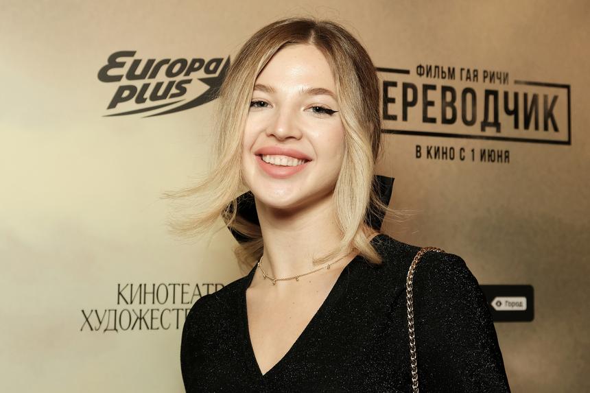 Тиктокерша Аня Покров пожаловалась на проблемы после покупки квартиры за 22 миллиона рублей