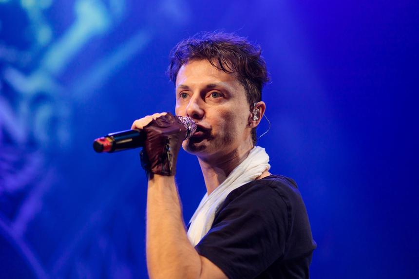 Певец Сергей Арутюнов раскритиковал шоу «Голос» из-за молодых наставников