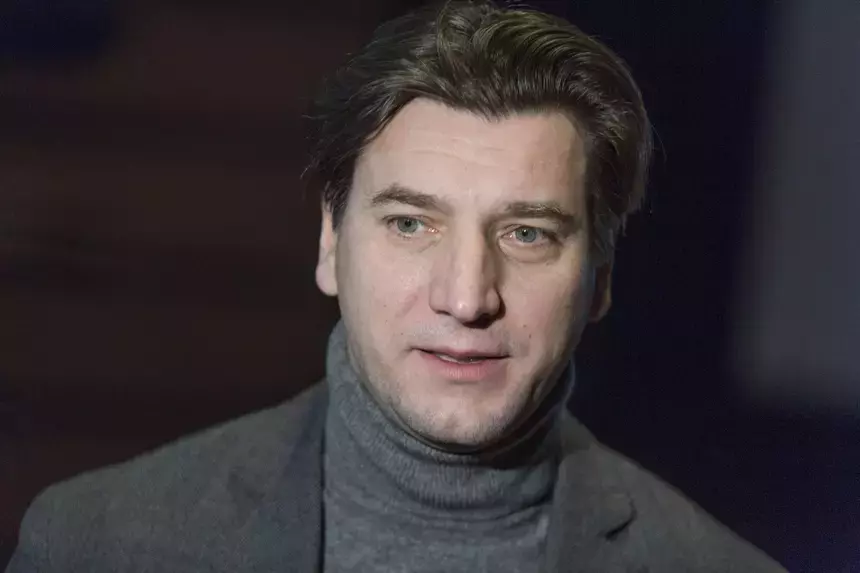 «Терять мне особо нечего»: актер Устюгов поделился необычным способом хранения сбережений