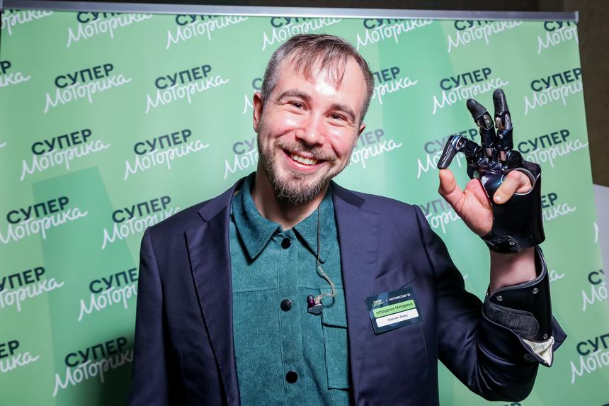 Максим Емец на вечеринке компании «Моторика» в Archiloft