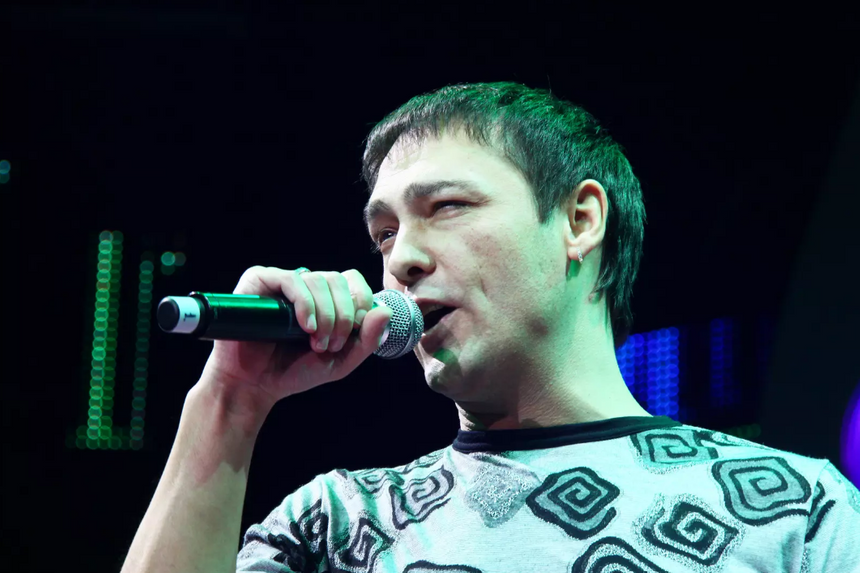 «Через два месяца он умер»: певец Тимофеев рассказал о роковом знакомстве с Шатуновым