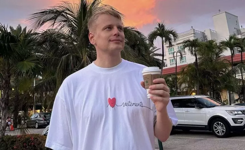 Комик Дмитрий Позов высказался о скандале с женой Славы Комиссаренко