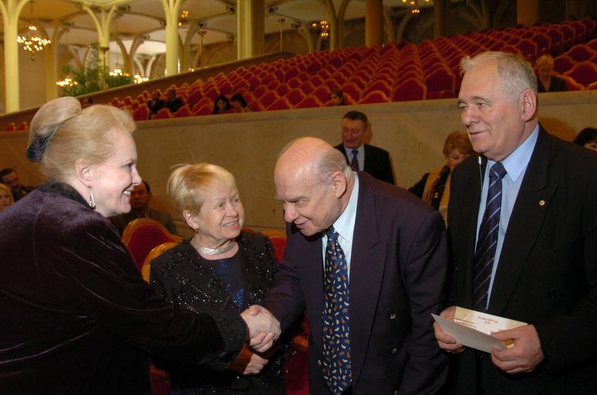 «Она так решила»: Пахмутова первый день рождения провела не как обычно