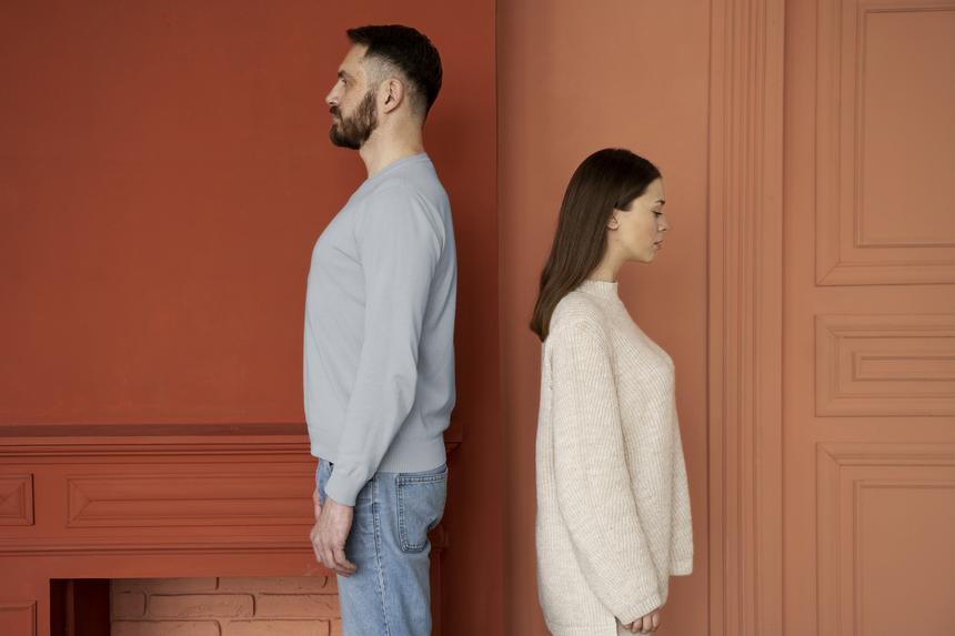5 границ, которые нельзя переходить в отношениях: мнение психолога Романив