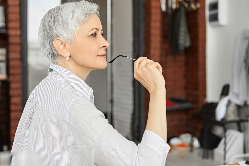 Названы самые популярные пластические операции у россиянок после 55 лет