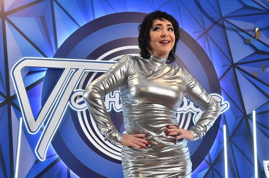 Стало известно имя певицы, которая могла заменить Пугачеву в российском шоу-бизнесе