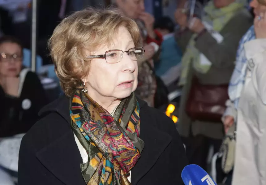 85-летняя актриса Лия Ахеджакова попала в больницу