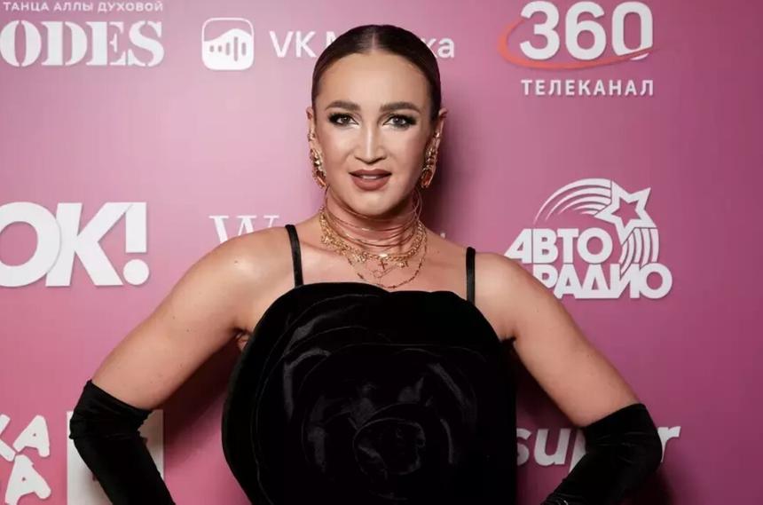 «Я реально очень богата»: Ольга Бузова похвасталась солидными заработками