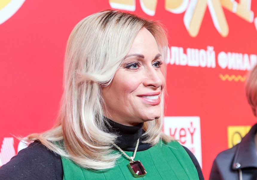 Певица Наталья Гулькина назвала себя «бабкой-кышкой» из-за 11 котов дома