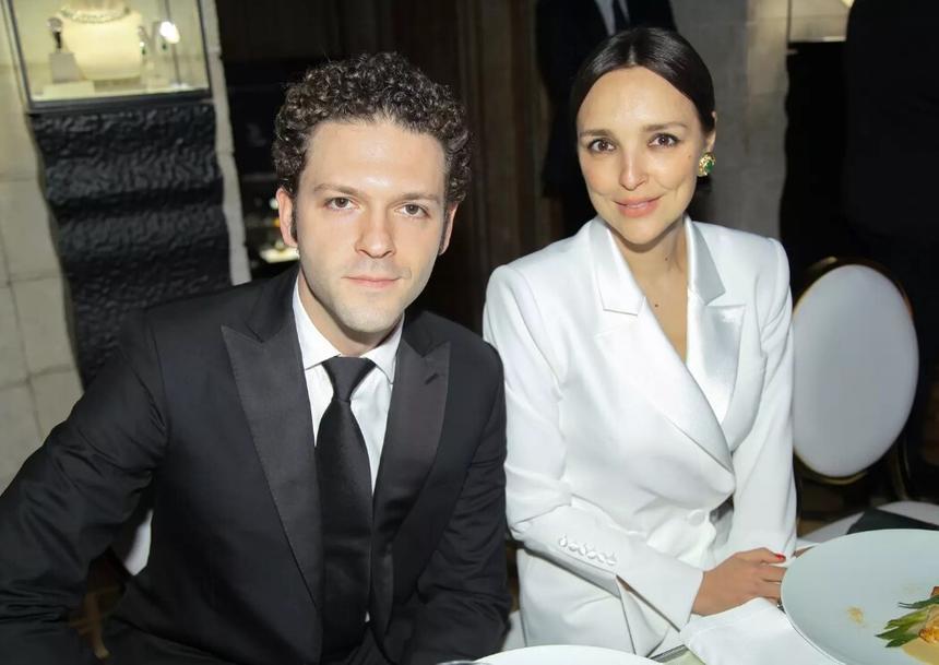 У супругов Константина и Алины Крюковых родился ребенок